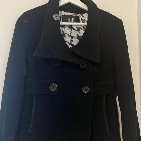 Black coat - Picture 1 of 4